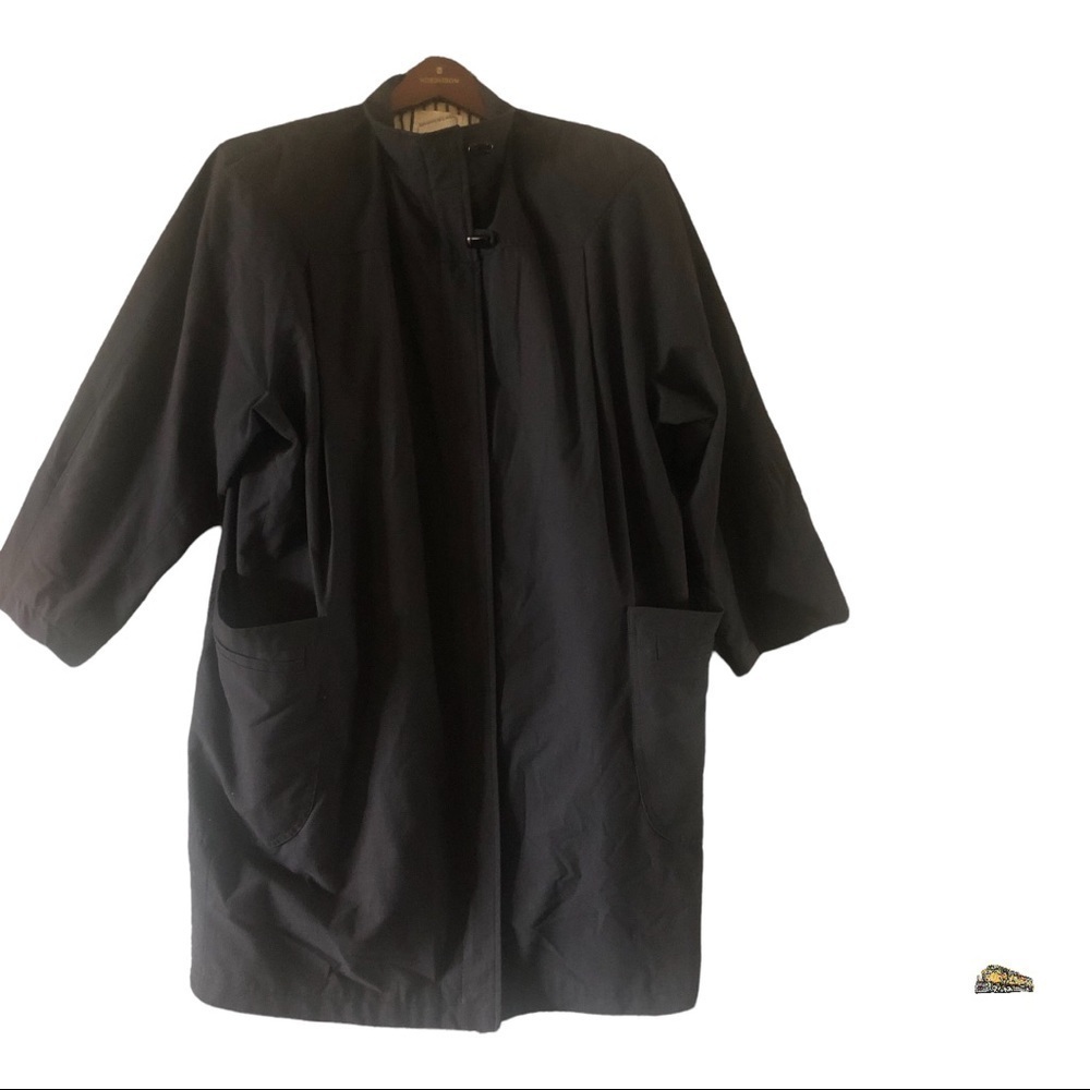 Vintage Women’s Navy Bleu light Coat Bridge wear size Large